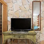Guesthost - Stunning Paola With Swimming Pool & Terrace! Appartamento