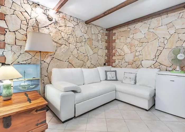 Guesthost - Stunning Paola With Swimming Pool & Terrace! Apartmán Villasimius