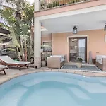 아파트 Guesthost - Stunning Paola With Swimming Pool & Terrace! *
