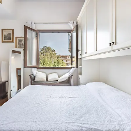 Guesthost - Stunning Paola With Swimming Pool & Terrace! Apartment *