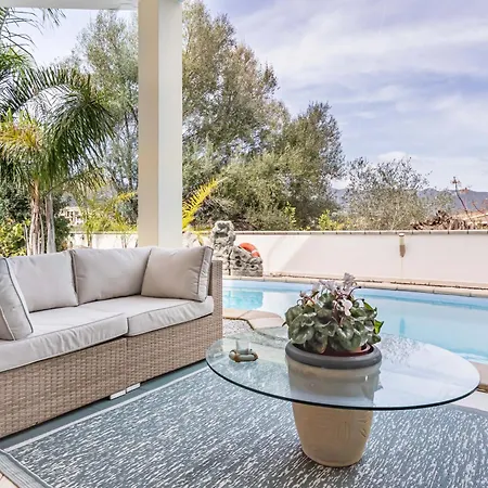 Stunning Paola With Swimming Pool & Terrace! דירה וילסימיוס