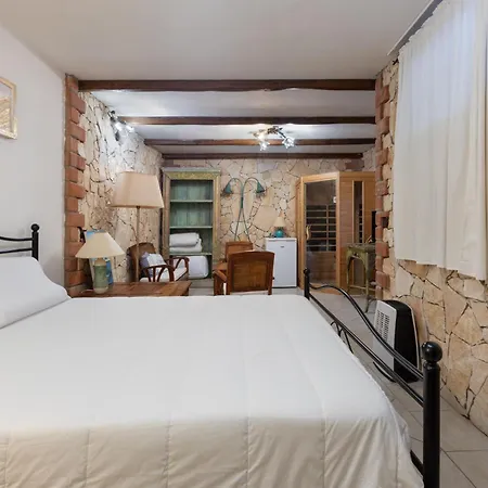 Stunning Paola With Swimming Pool & Terrace! *