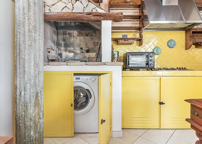 Daire Guesthost - Stunning Paola With Swimming Pool & Terrace!